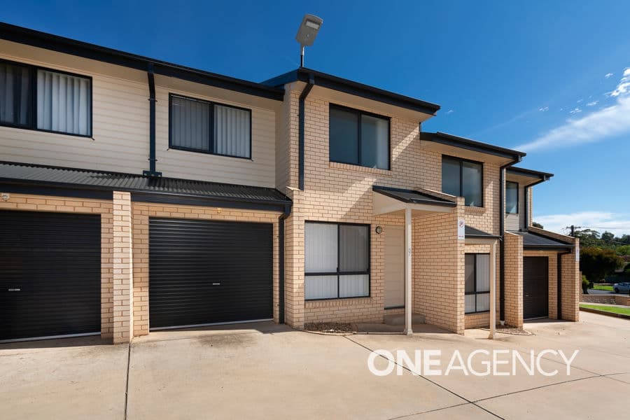 9/38 KENNEALLY Street, Kooringal, Kooringal - Image 1