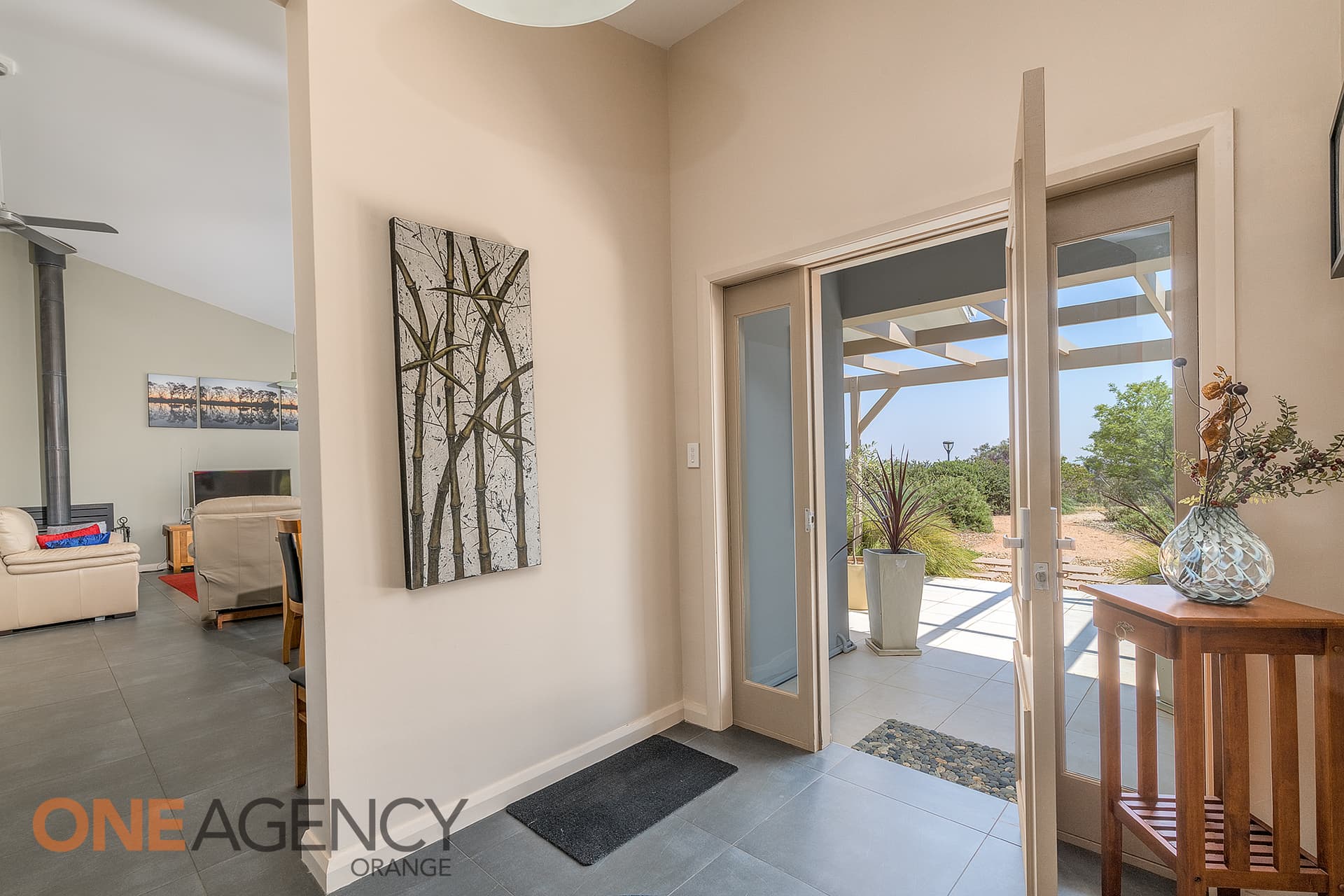 51 Silverdown Way, Orange, Orange - Thumbnail 2