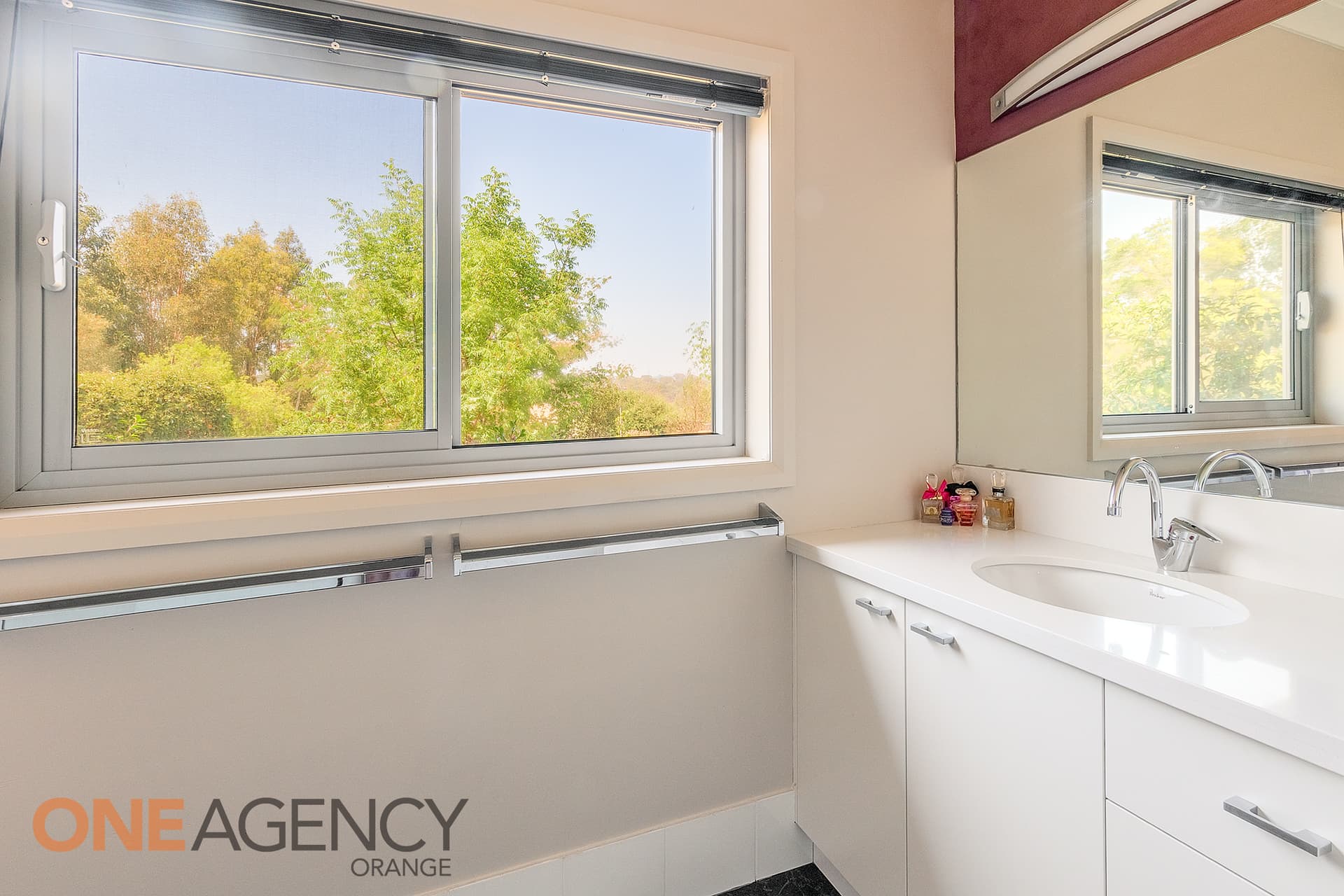 51 Silverdown Way, Orange, Orange - Thumbnail 8
