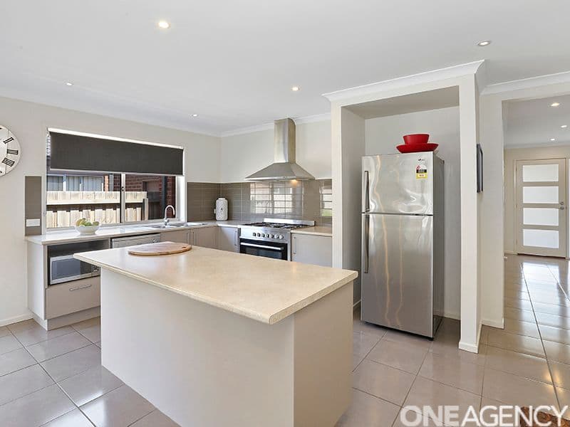 26 Southwinds Road, Armstrong Creek, Armstrong Creek - Thumbnail 2