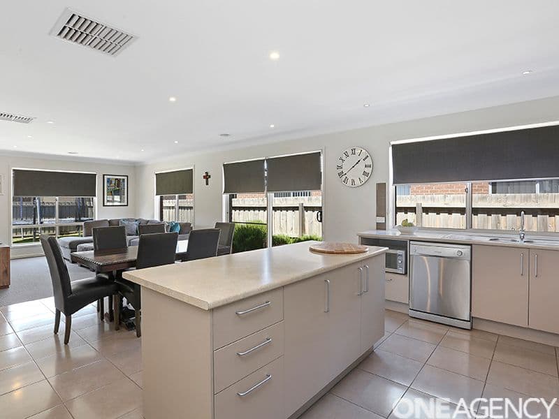 26 Southwinds Road, Armstrong Creek, Armstrong Creek - Thumbnail 3