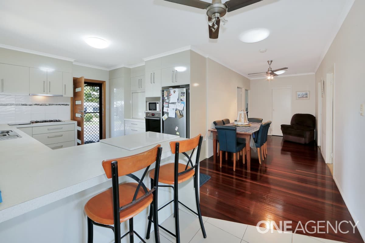 28 Cunningham Street, Torquay, Torquay - Thumbnail 3