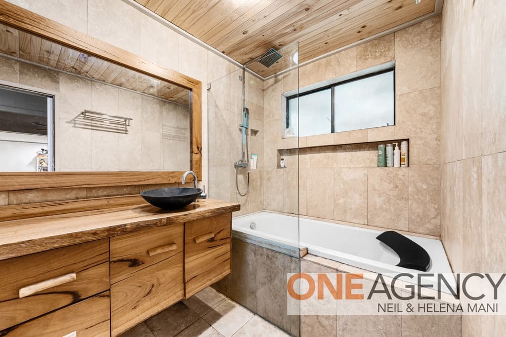 2 Pialba Court, North Gosford, North Gosford - Thumbnail 5