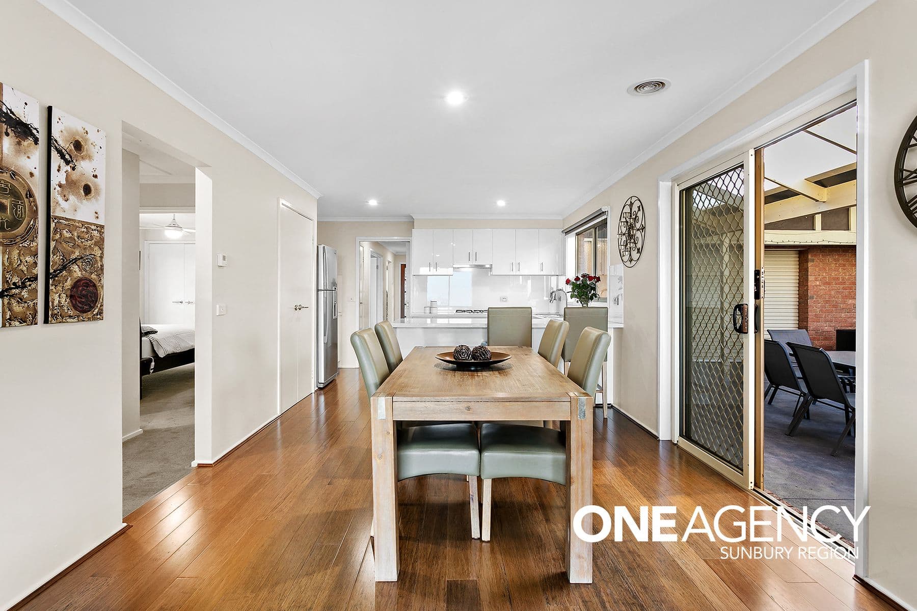 20 Long Drive, Sunbury, Sunbury - Thumbnail 7