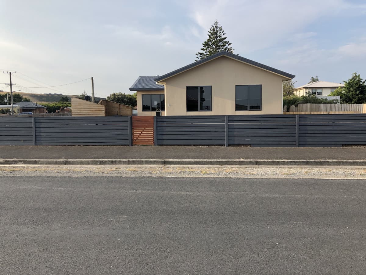 24 Marine Esplanade, Stanley, Stanley - Image 1