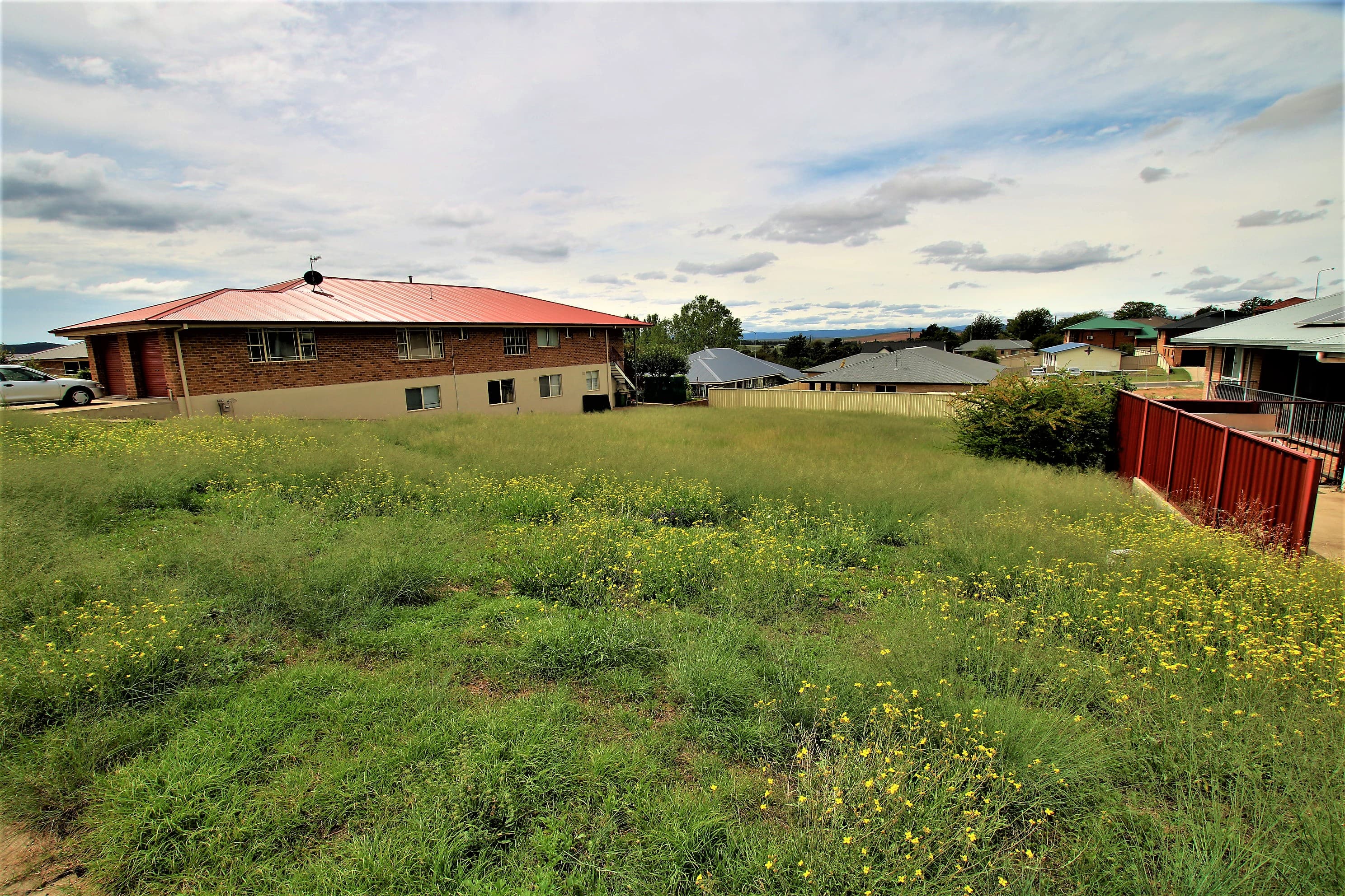 8 East Camp Drive, Cooma, Cooma - Image 1