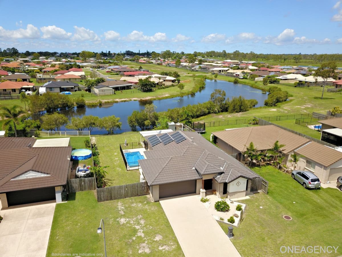 13 Kingston Court, Point Vernon, Point Vernon - Image 1