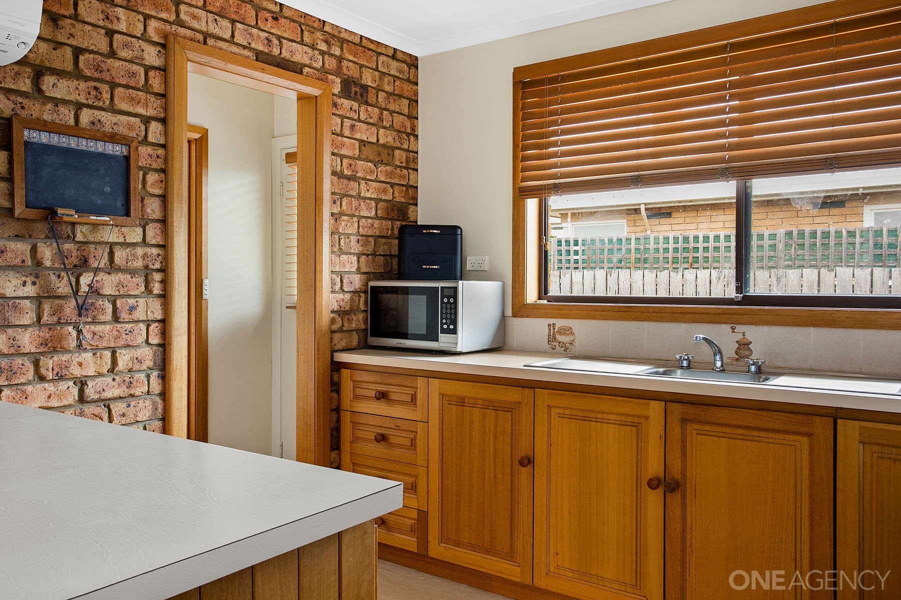 1/14 Phillip Street, Perth, Perth - Thumbnail 2
