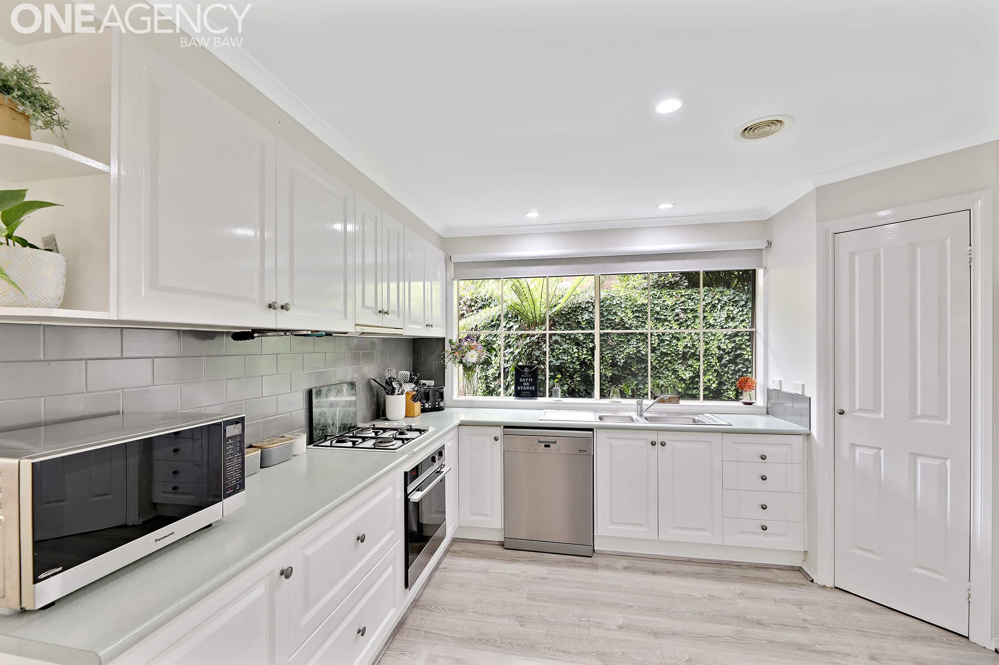 8 Phillips Court, Drouin, Drouin - Thumbnail 2