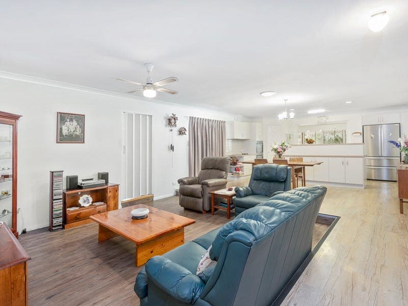 38 Brushtail Crescent, Doolandella, Doolandella - Thumbnail 4