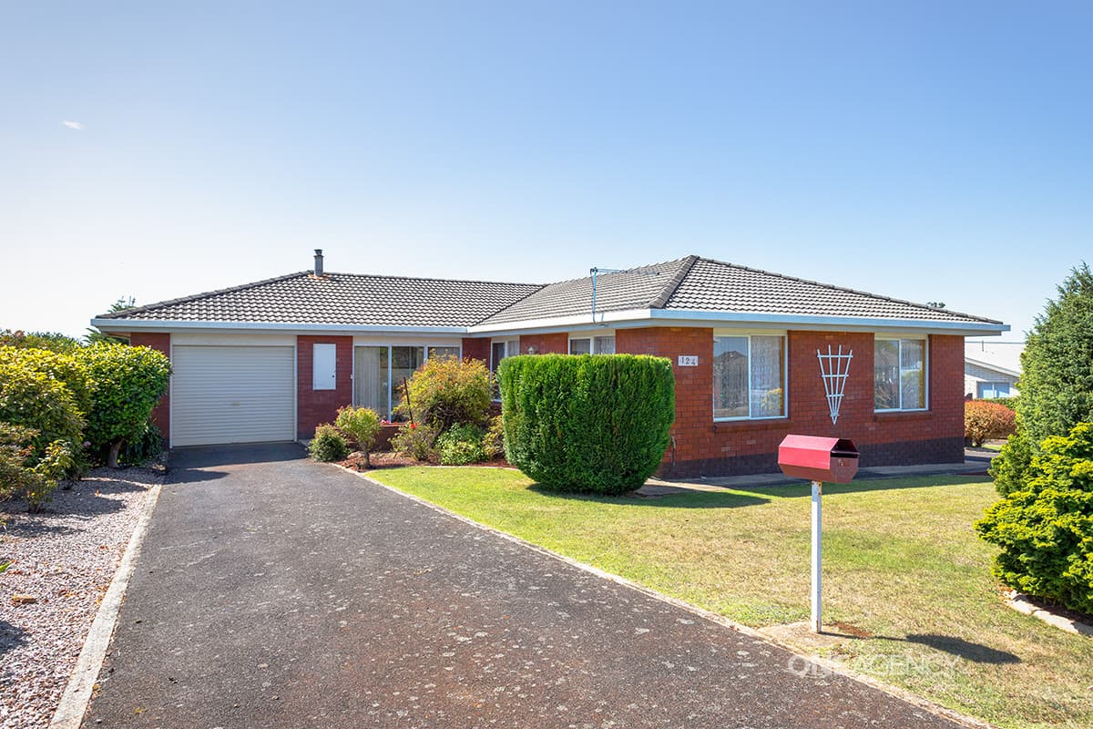 124 Upper Maud Street, West Ulverstone, West Ulverstone - Thumbnail 2