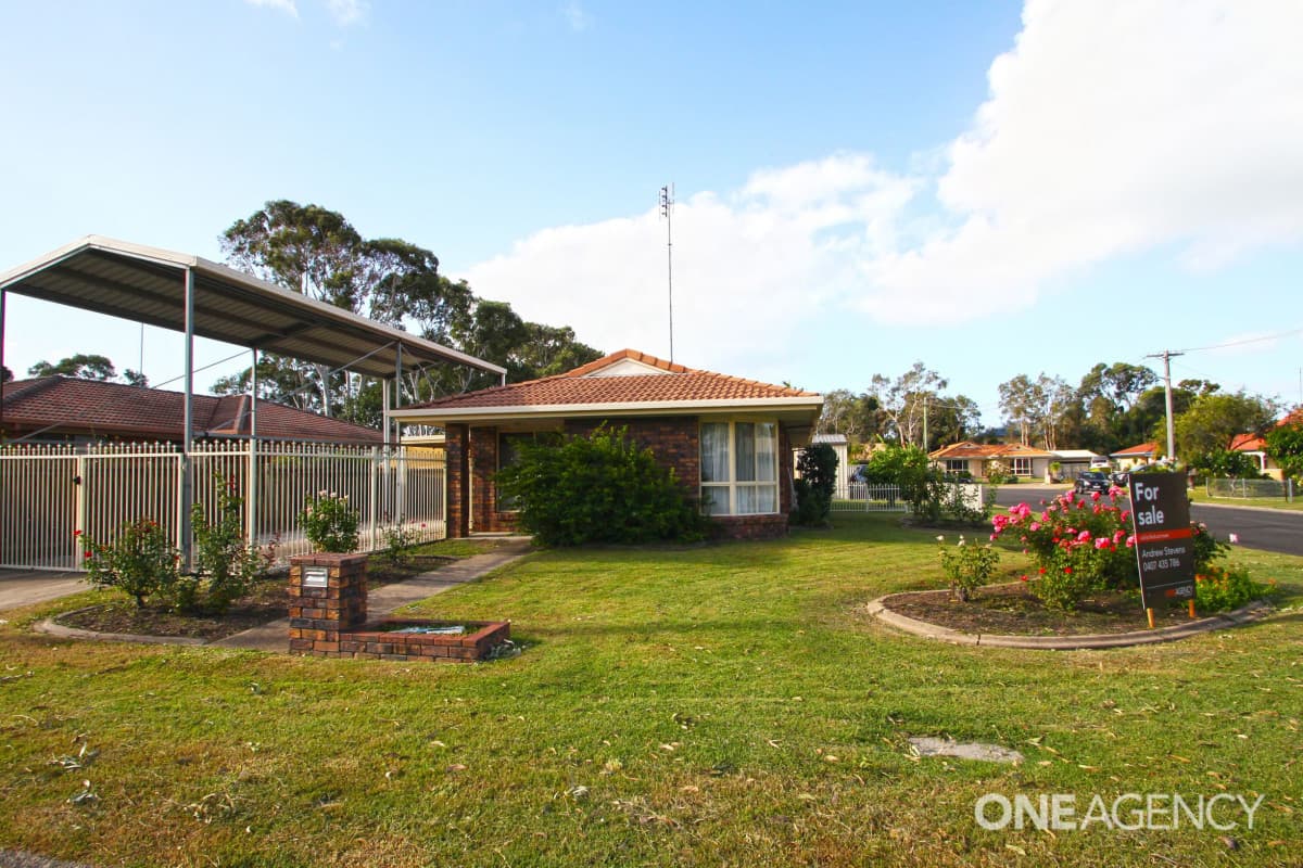 9 Limpus Street, Urangan, Urangan - Image 1