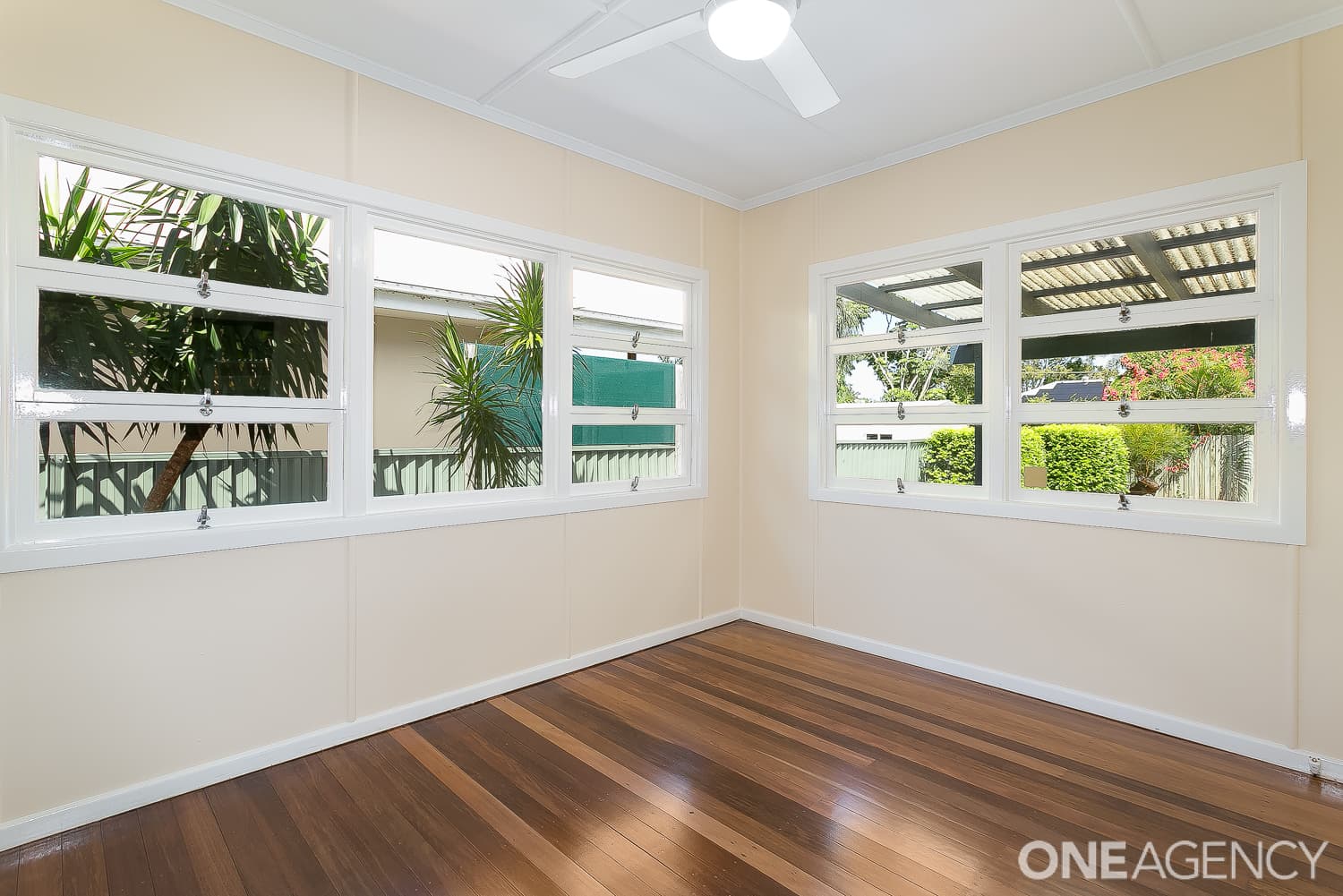 14 Maryborough Terrace, Scarborough, Scarborough - Thumbnail 4