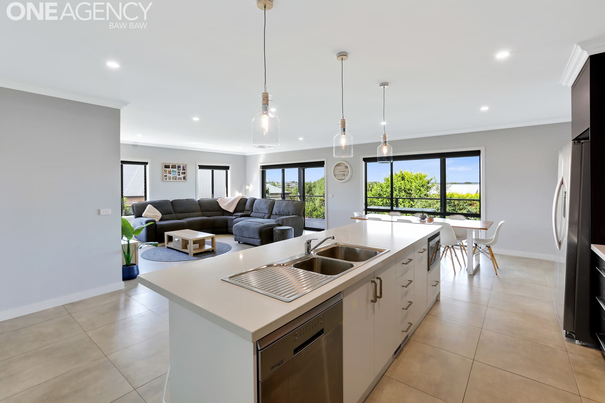 10 Cromie Drive, Warragul, Warragul - Thumbnail 5