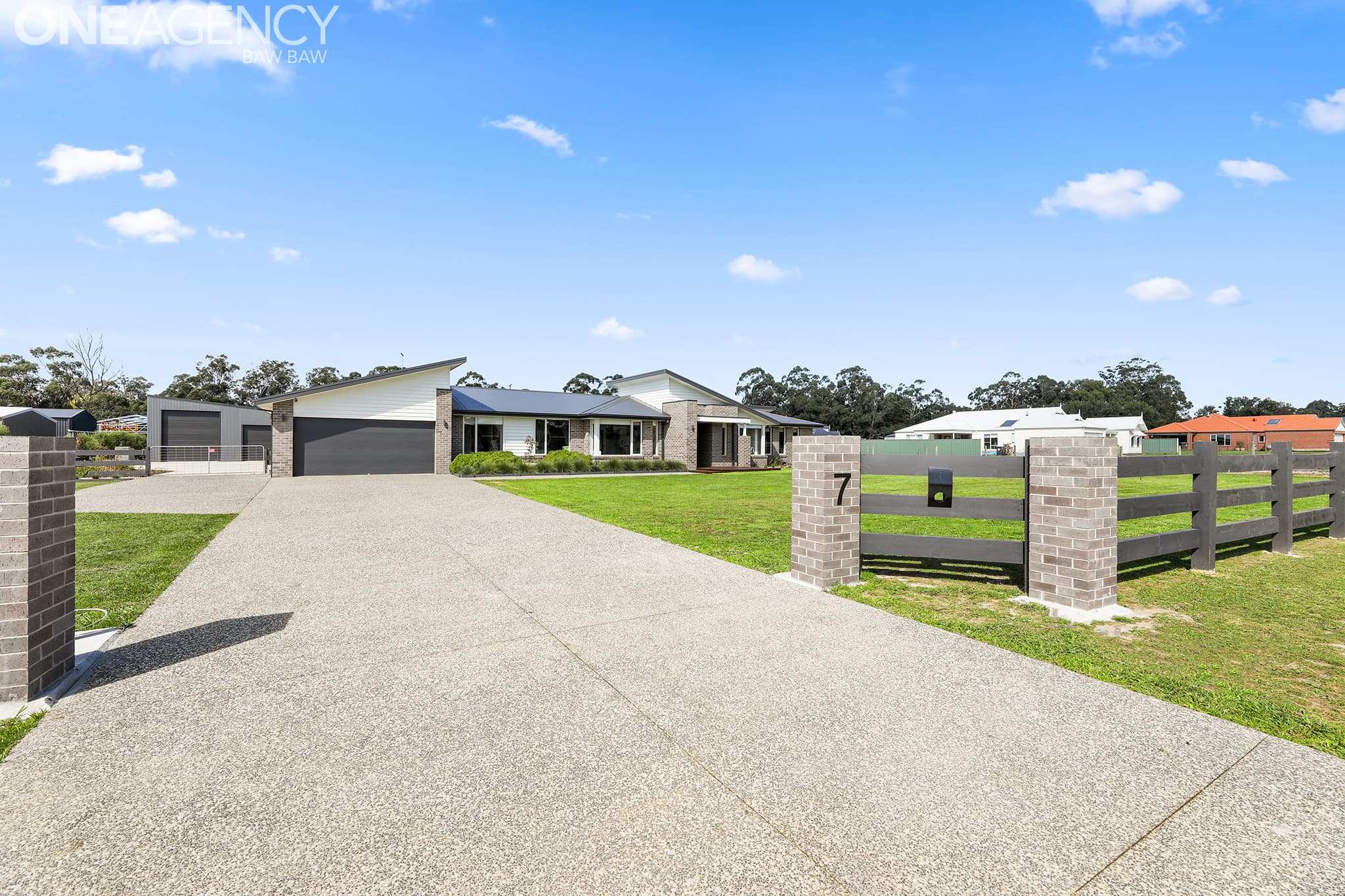 7 Ripplebrook Court, Drouin, Drouin - Image 1