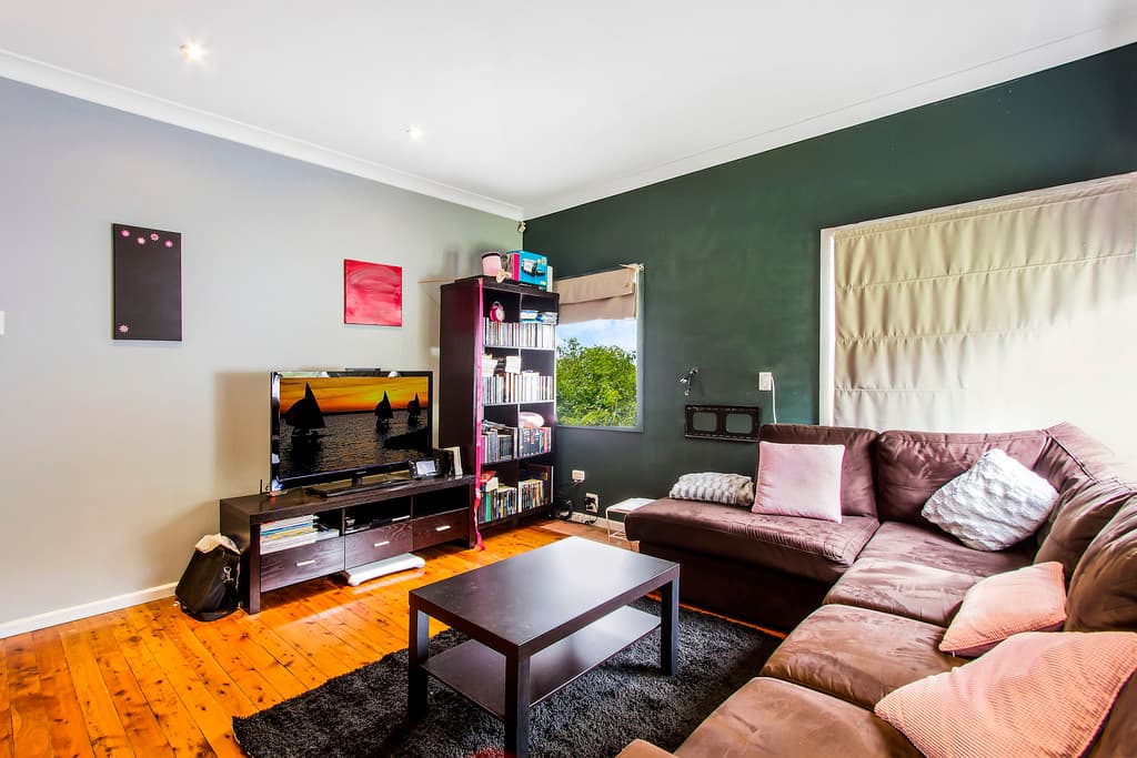 6 Scott Street, Point Clare, Point Clare - Thumbnail 3