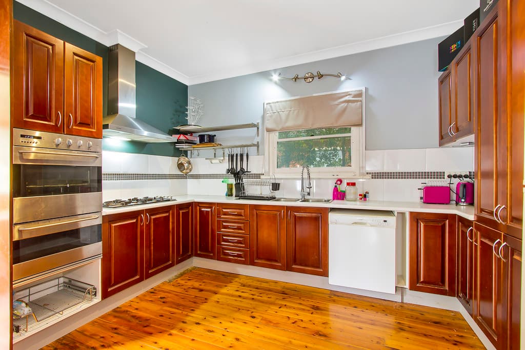 6 Scott Street, Point Clare, Point Clare - Thumbnail 2