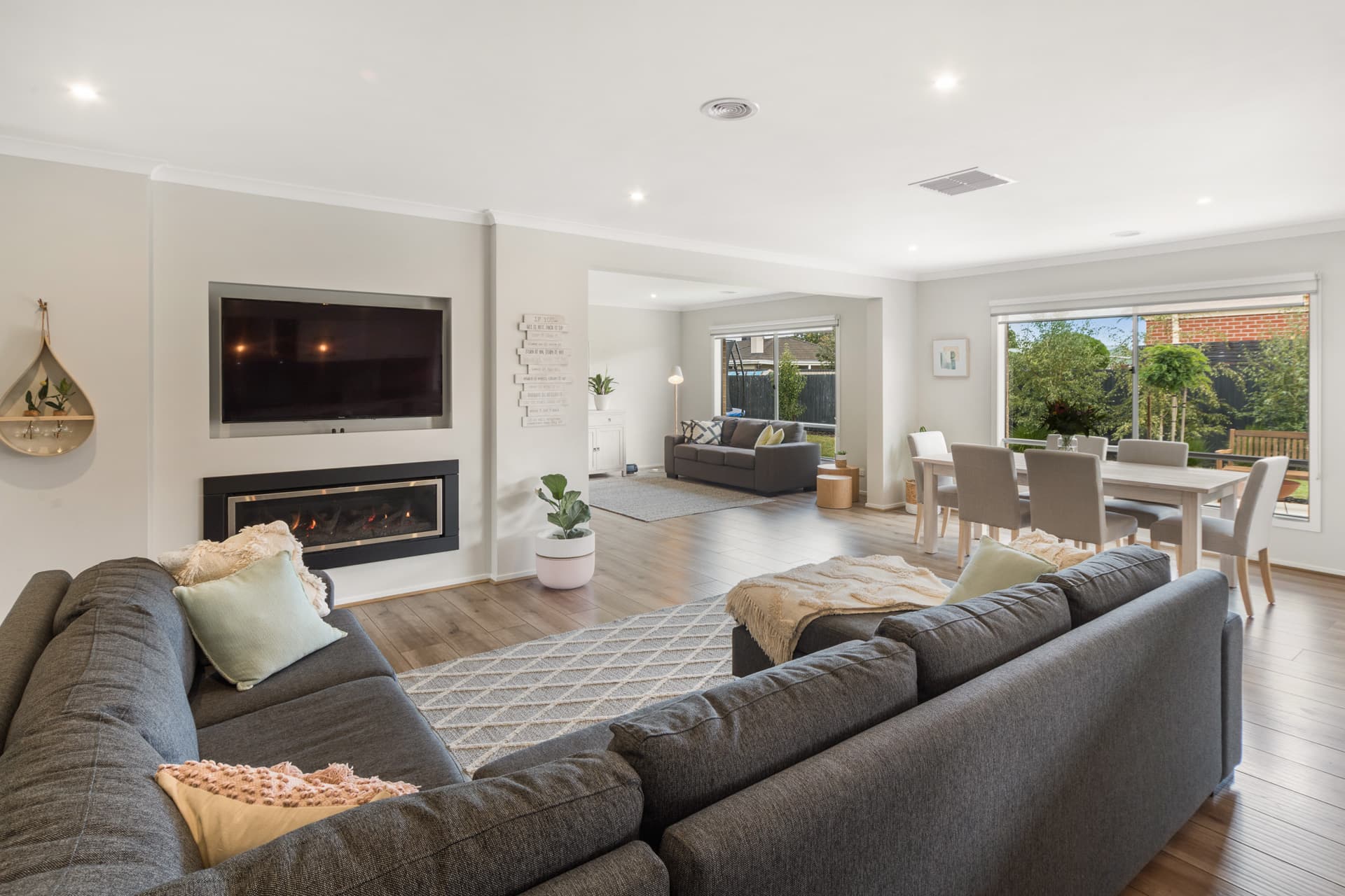 44 Bettina Street, Tyabb, Tyabb - Thumbnail 2