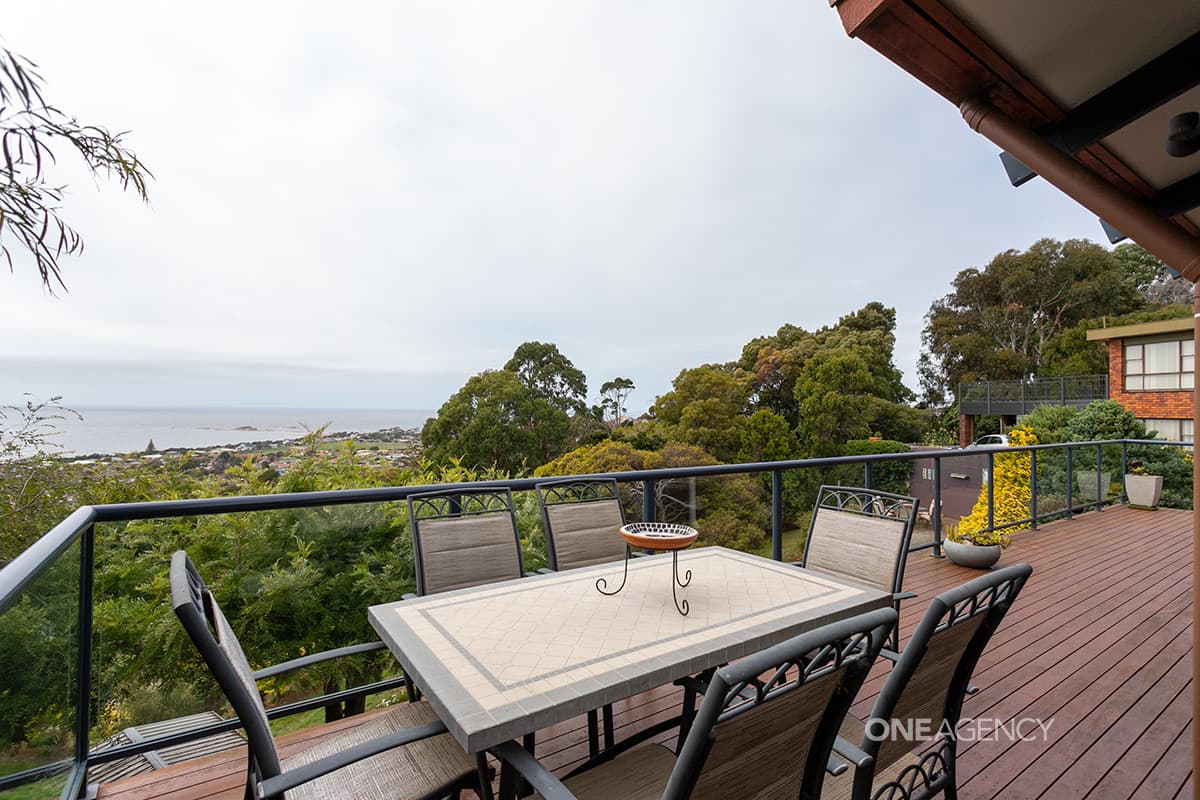 7 Westfield Court, West Ulverstone, West Ulverstone - Thumbnail 3