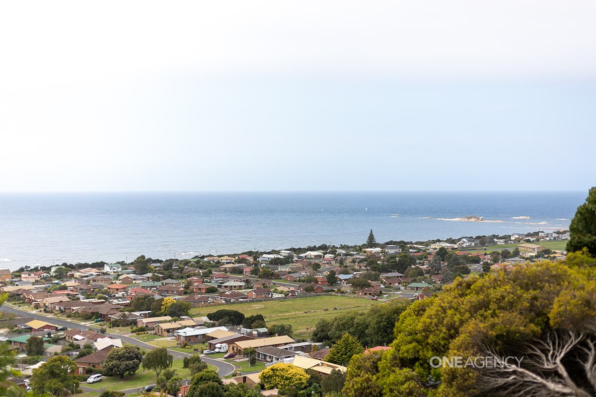 7 Westfield Court, West Ulverstone, West Ulverstone - Image 1