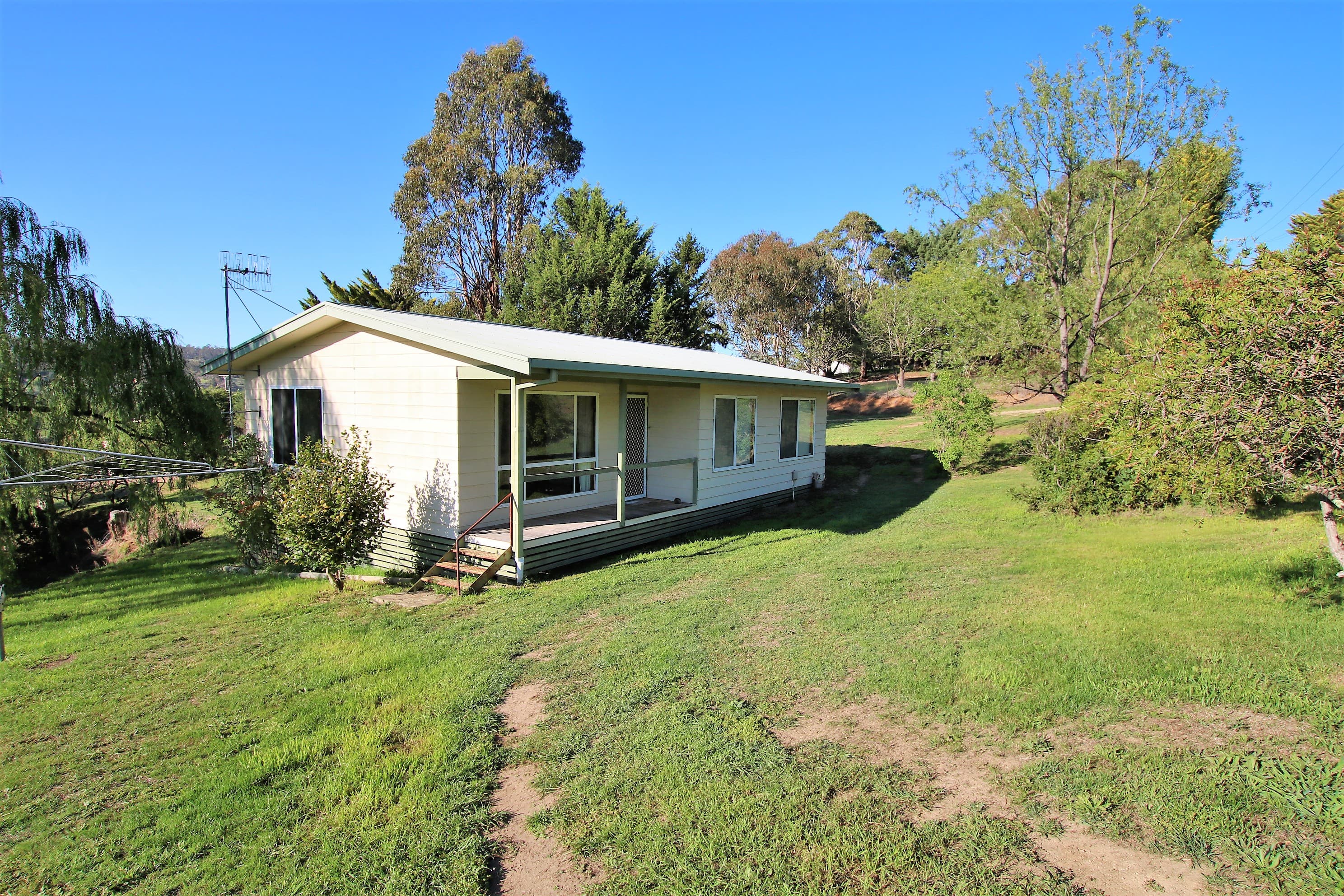 18-22 Plunkett Street, Bombala, Bombala - Thumbnail 3