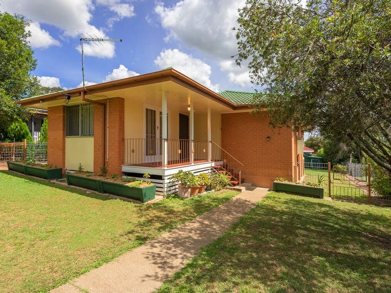 29 Thornlaw Street, Durack, Durack - Thumbnail 2