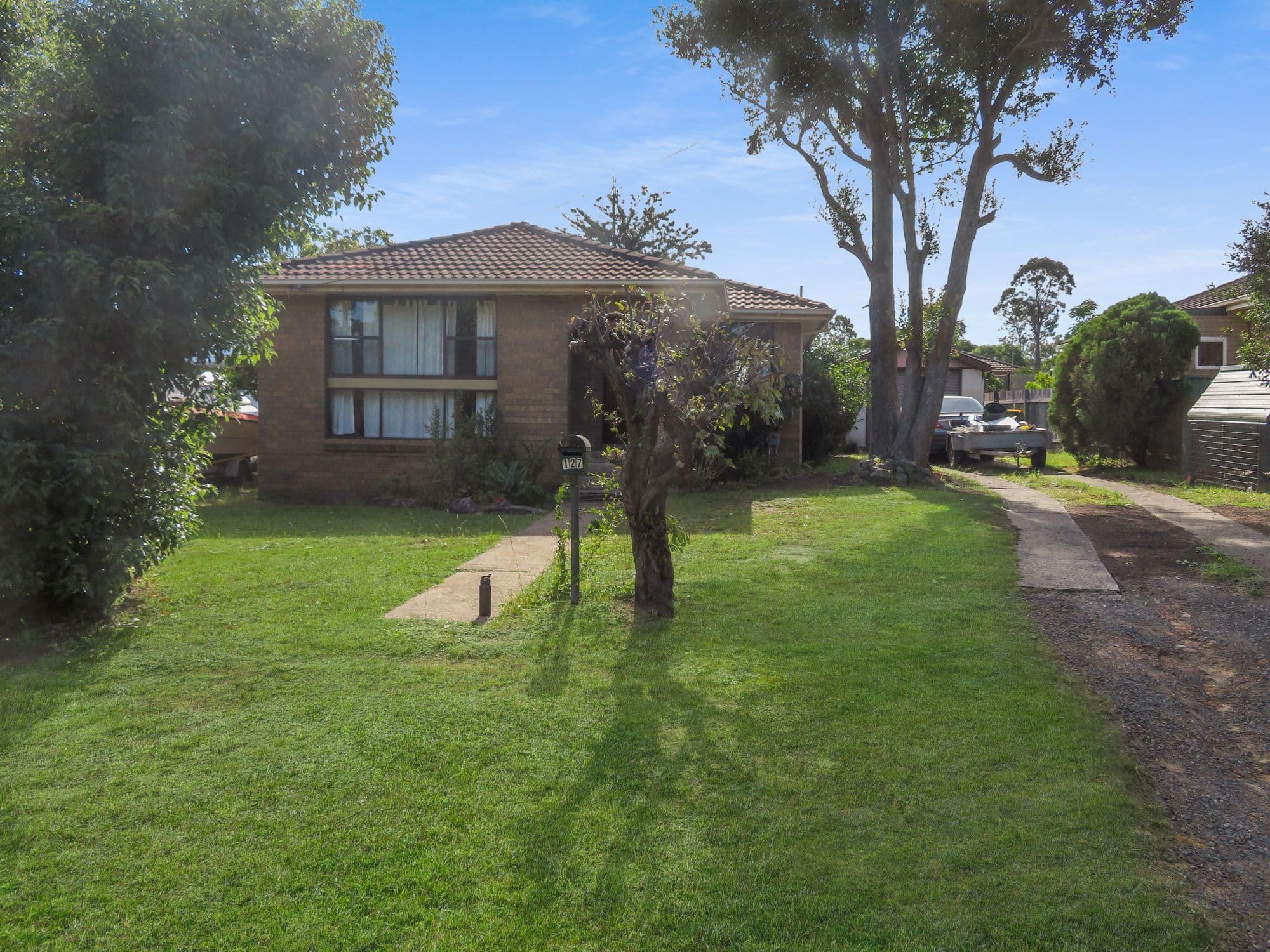 127 WEST BIRRILEY Street, Bomaderry, Bomaderry - Thumbnail 3
