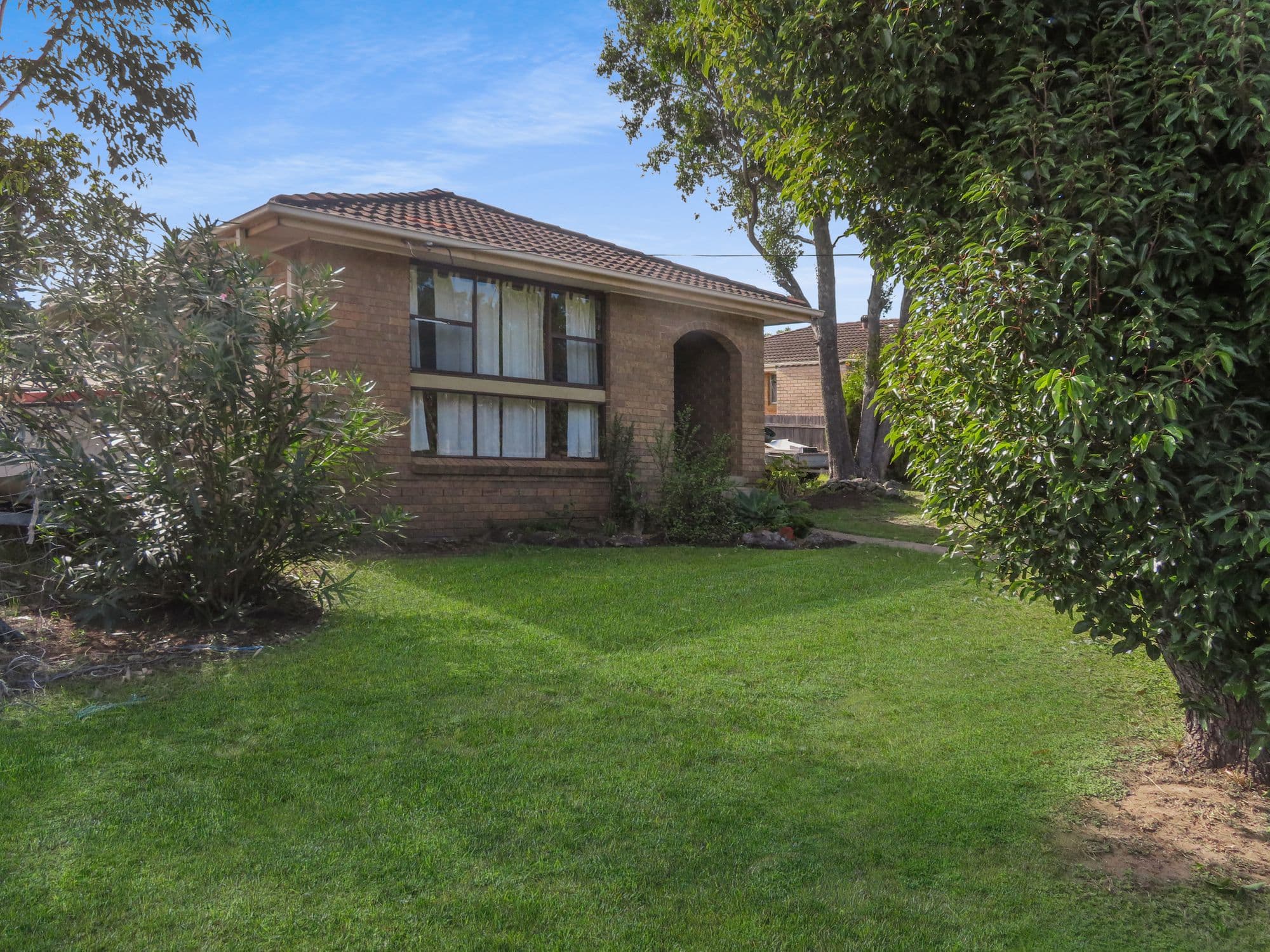 127 WEST BIRRILEY Street, Bomaderry, Bomaderry - Thumbnail 4
