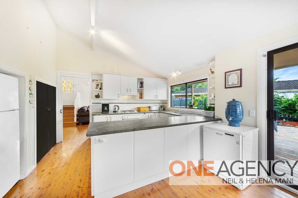 7 Ferguson Close, West Gosford, West Gosford - Thumbnail 5