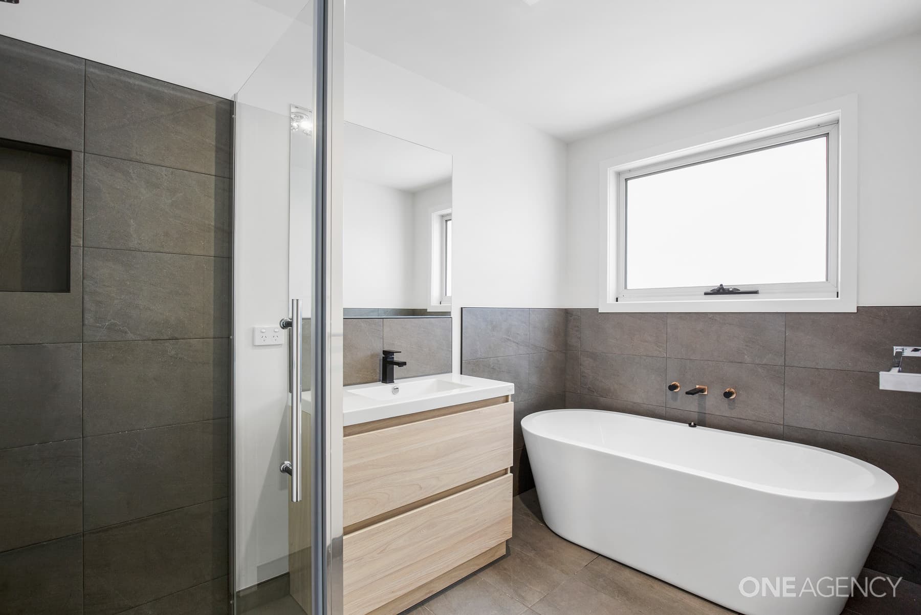 1/56 West Barrack Street, Deloraine, Deloraine - Thumbnail 5