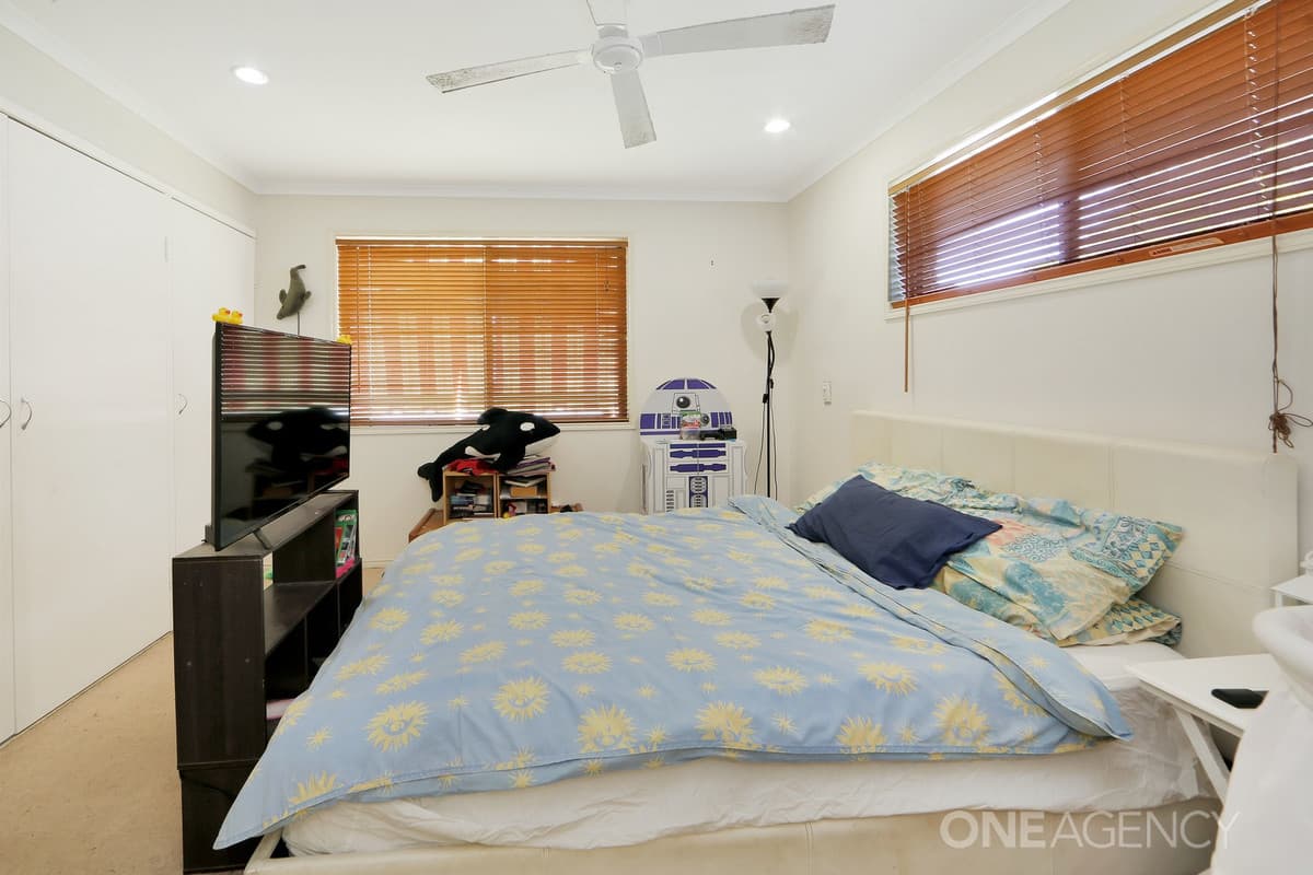 17 Moonlight Avenue, Torquay, Torquay - Thumbnail 7