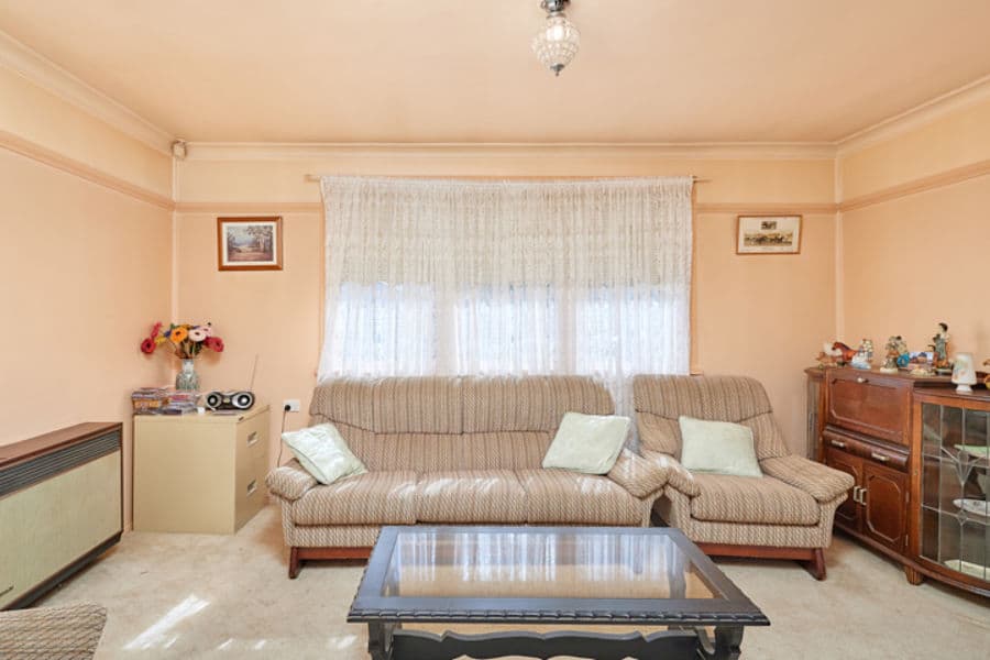 19 SPOONER Avenue, Mount Austin, Mount Austin - Thumbnail 3