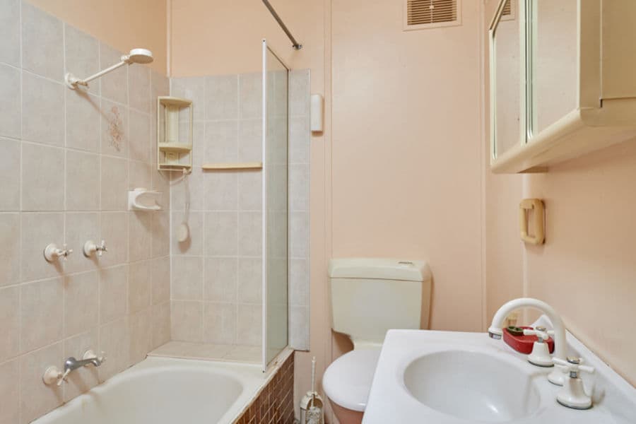19 SPOONER Avenue, Mount Austin, Mount Austin - Thumbnail 7