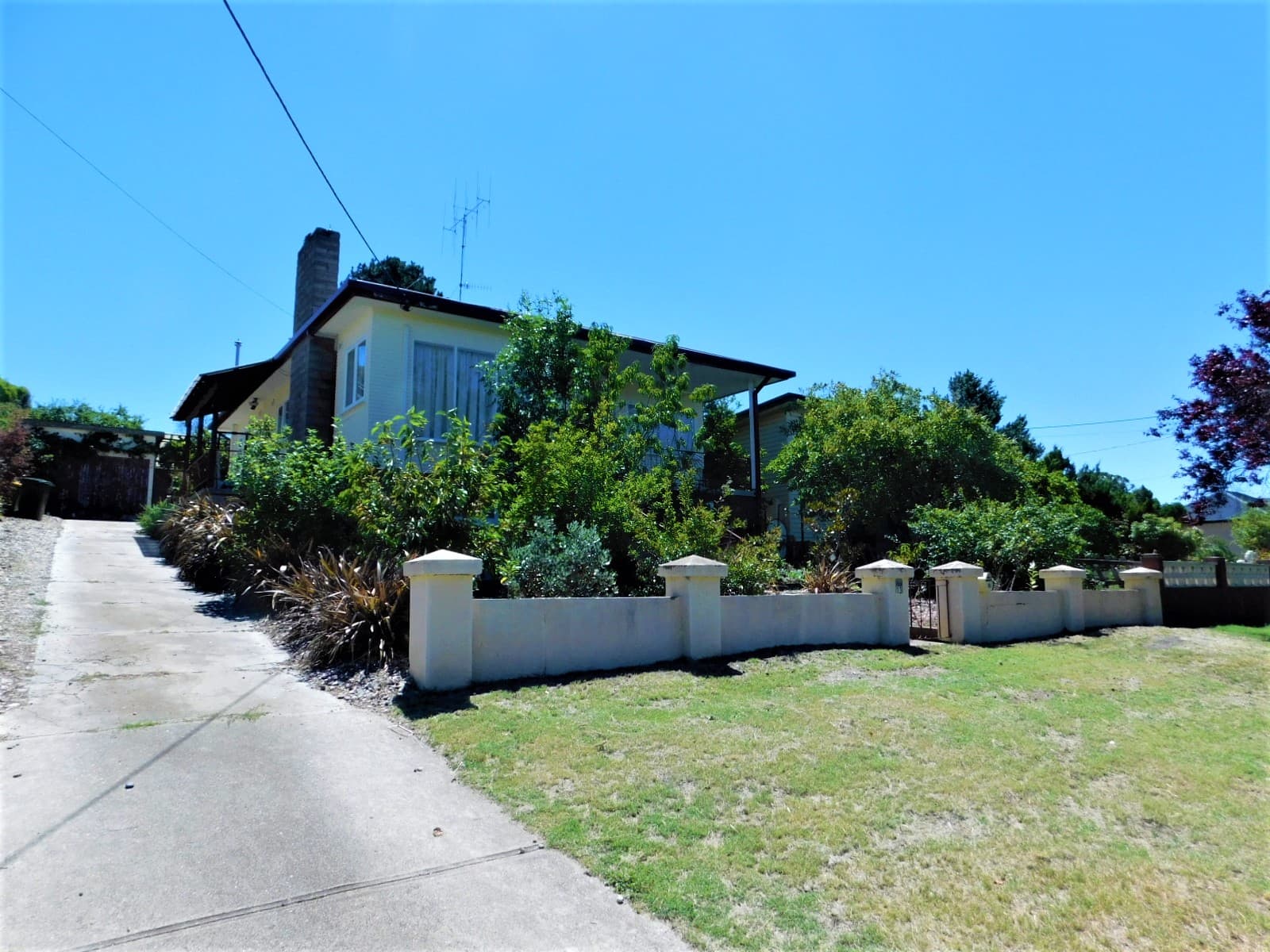 13 Norman Dykes Avenue, Cooma, Cooma - Image 1