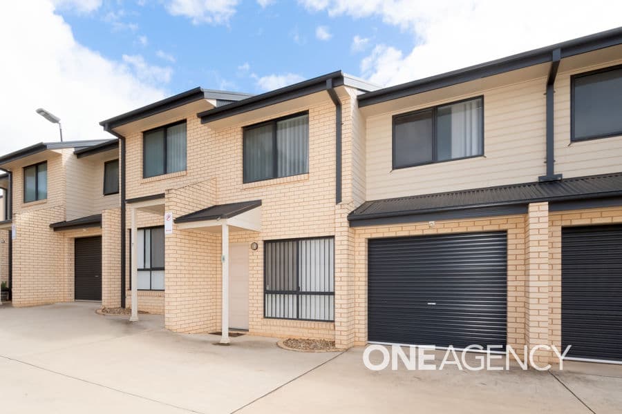 8/38 Kenneally Street, Kooringal, Kooringal - Image 1