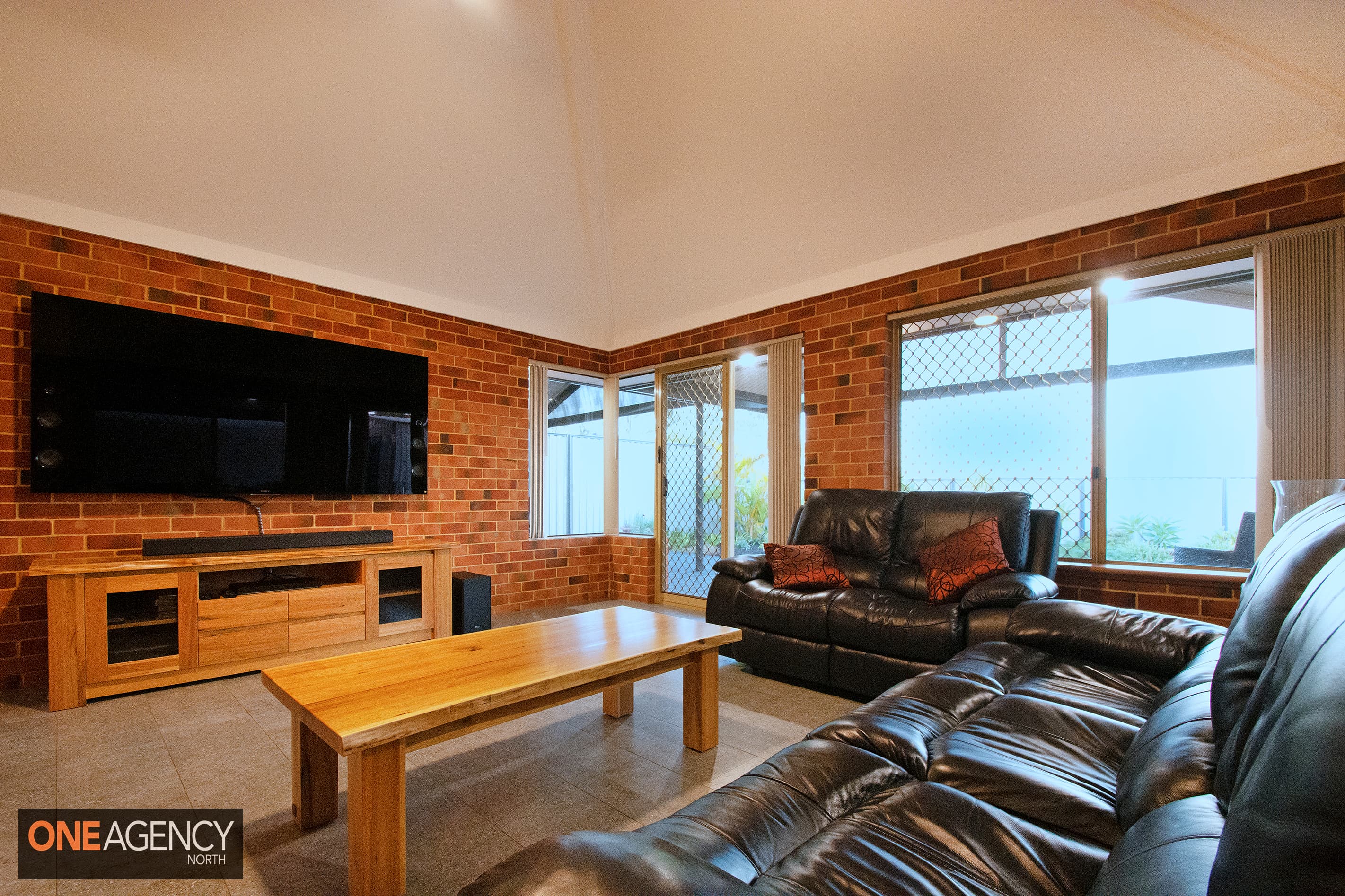 4 Kestrel Mews, Edgewater, Edgewater - Thumbnail 5
