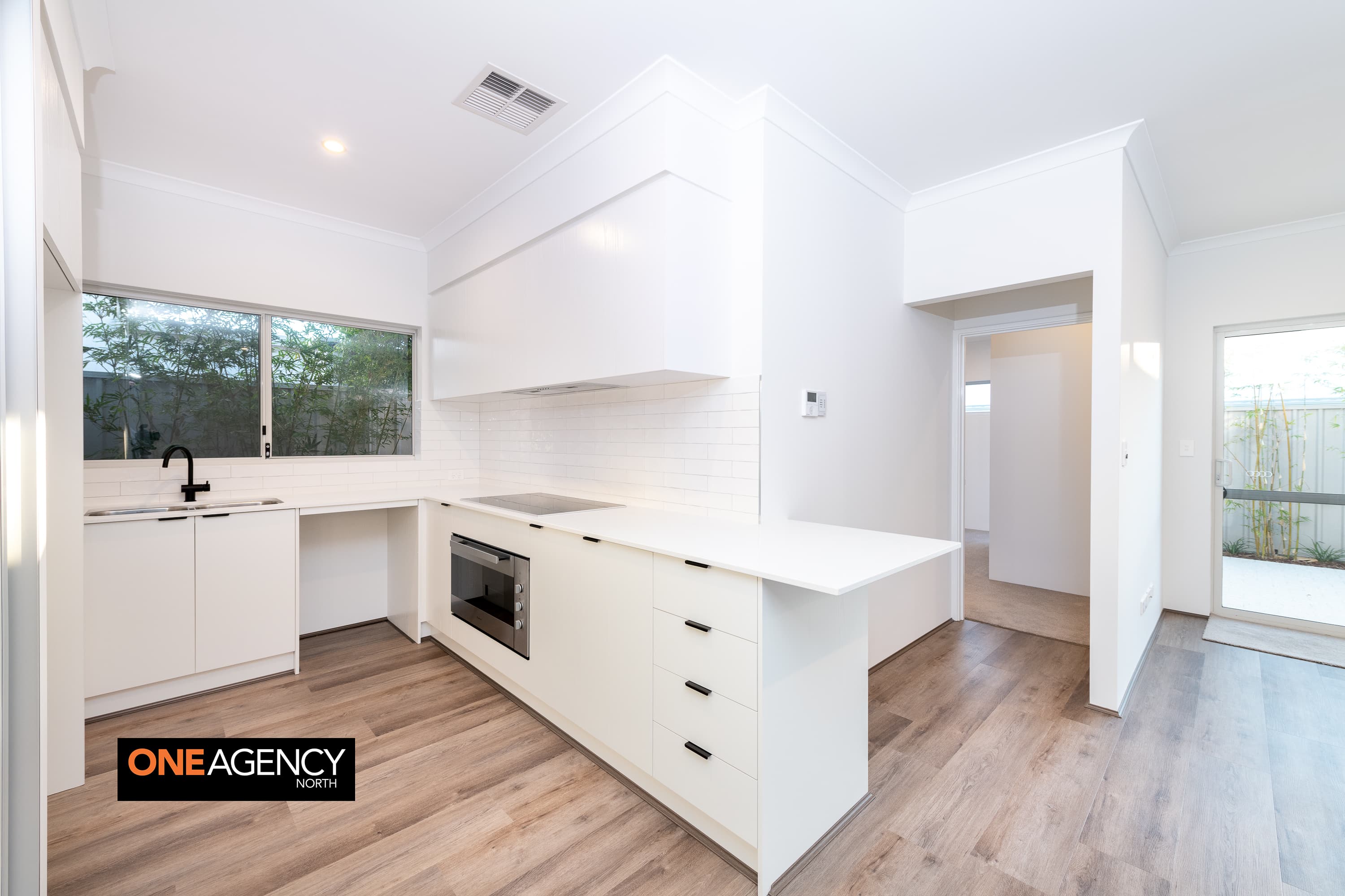 3/52 Deanmore Road, Scarborough, Scarborough - Thumbnail 3