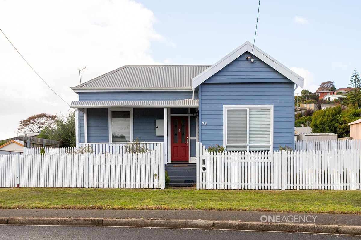 23 Ironcliffe Road, Penguin, Penguin - Image 1