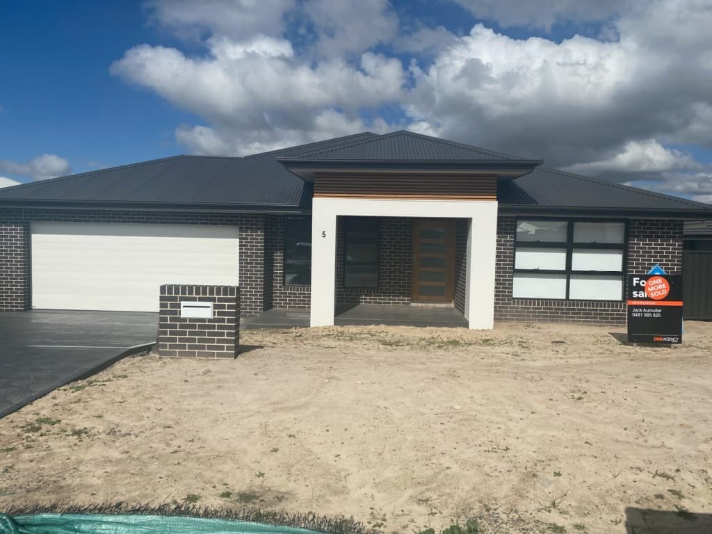 5 Stevenson Way, Orange, Orange - Image 1