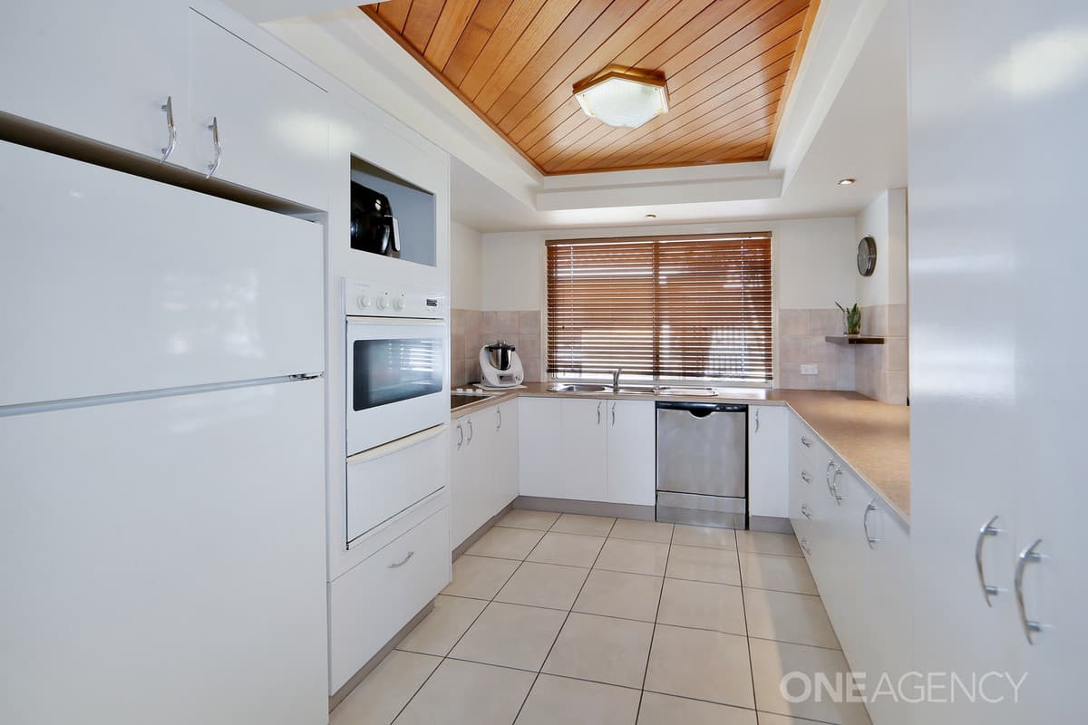 10 Cassia Avenue, Scarness, Scarness - Thumbnail 2