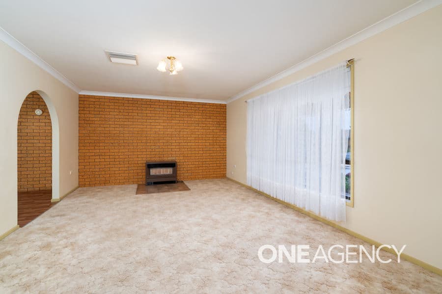 24 Adjin Street, Mount Austin, Mount Austin - Thumbnail 2