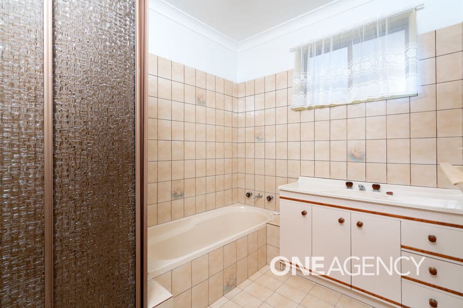24 Adjin Street, Mount Austin, Mount Austin - Thumbnail 7