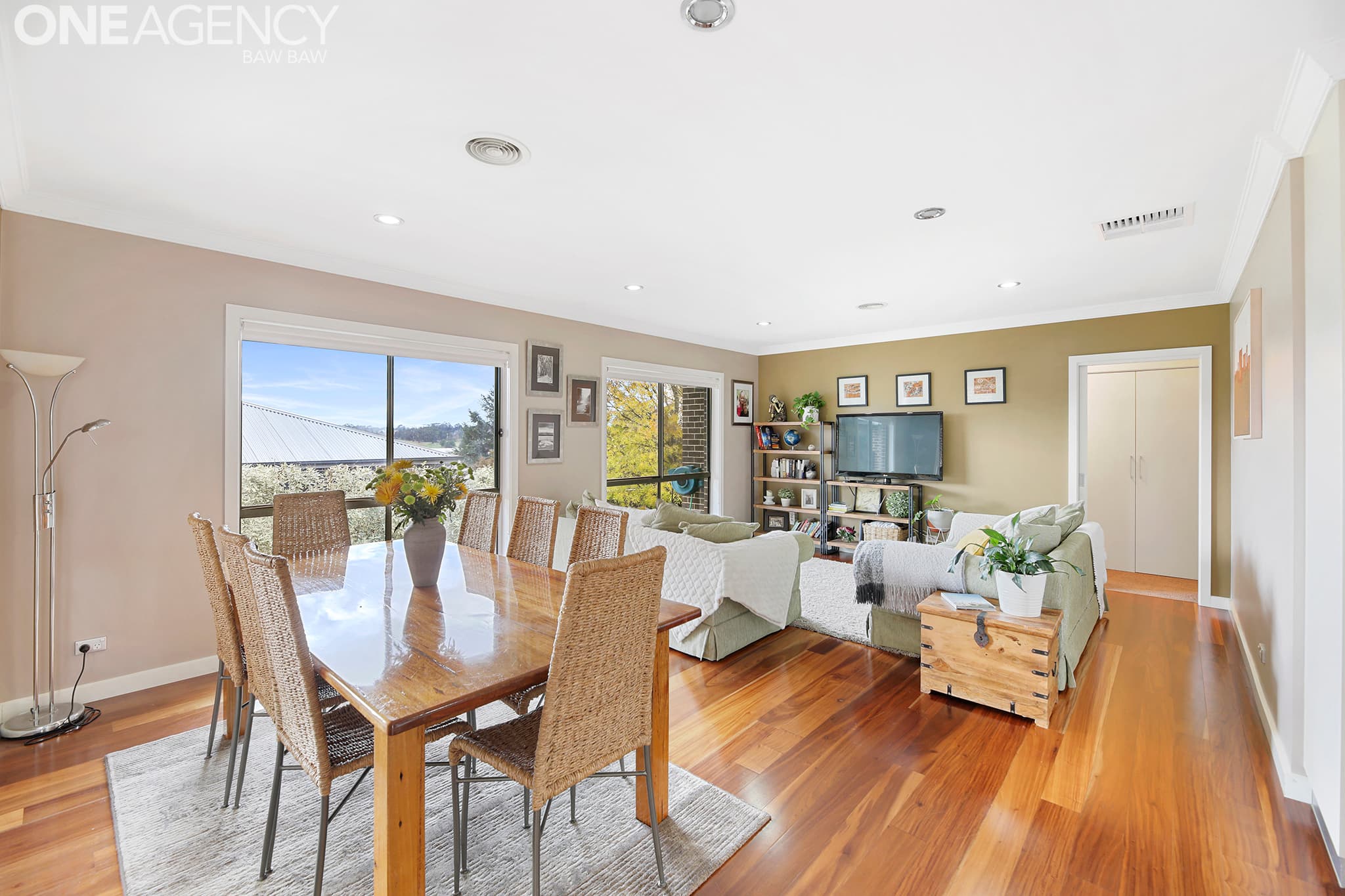 10 Grange Crescent, Warragul, Warragul - Thumbnail 3