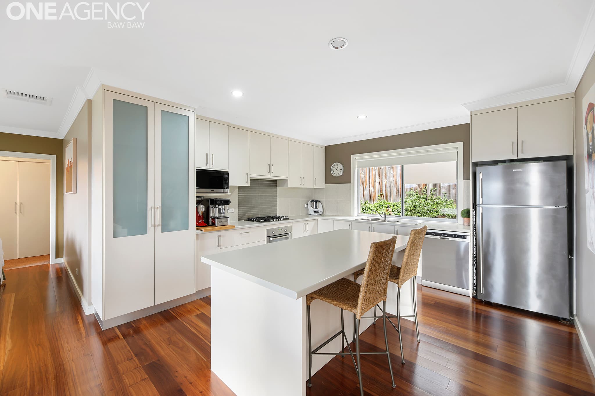 10 Grange Crescent, Warragul, Warragul - Thumbnail 2