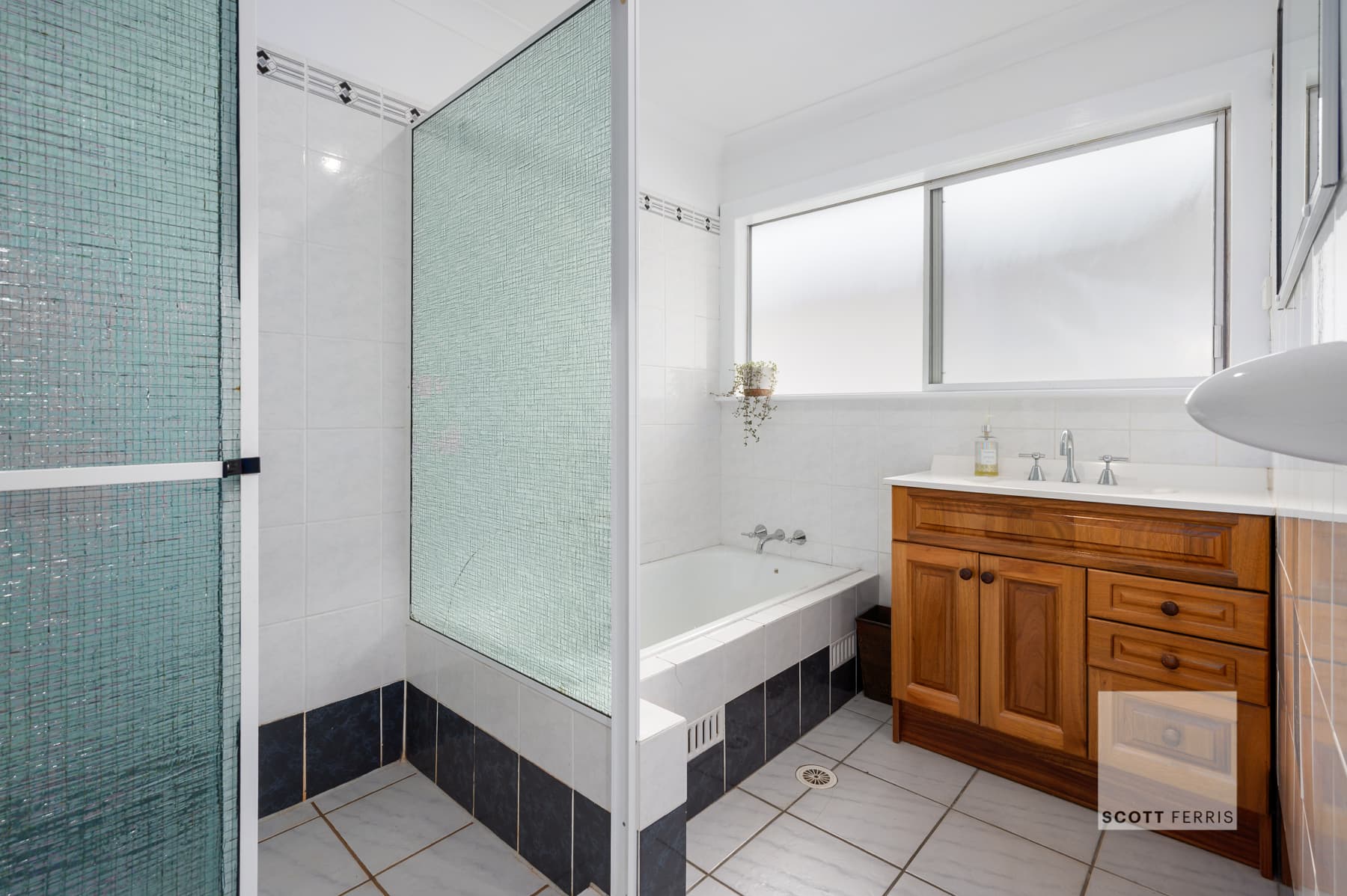56 Westwood Avenue, Adamstown Heights, Adamstown Heights - Thumbnail 6