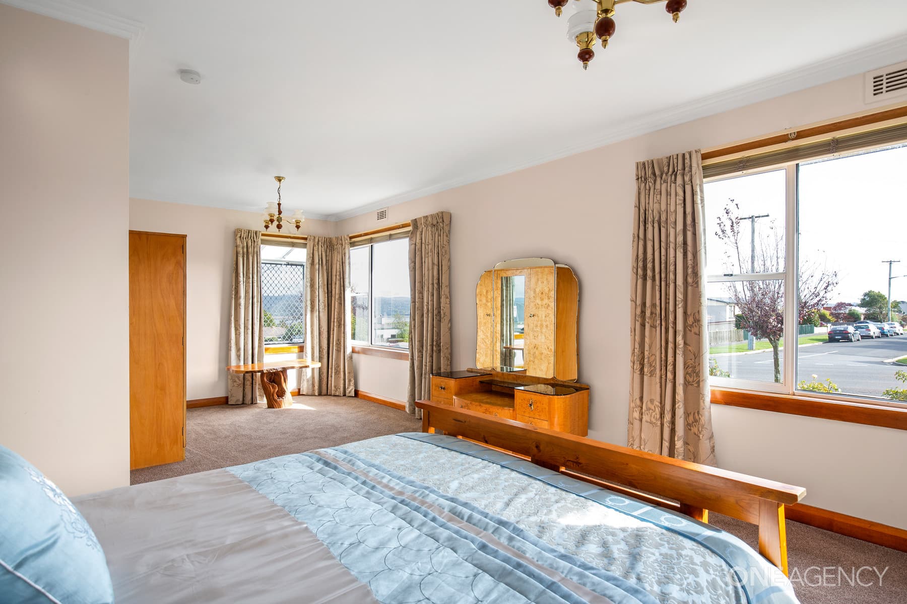 25 Tompsons Lane, Newnham, Newnham - Thumbnail 6