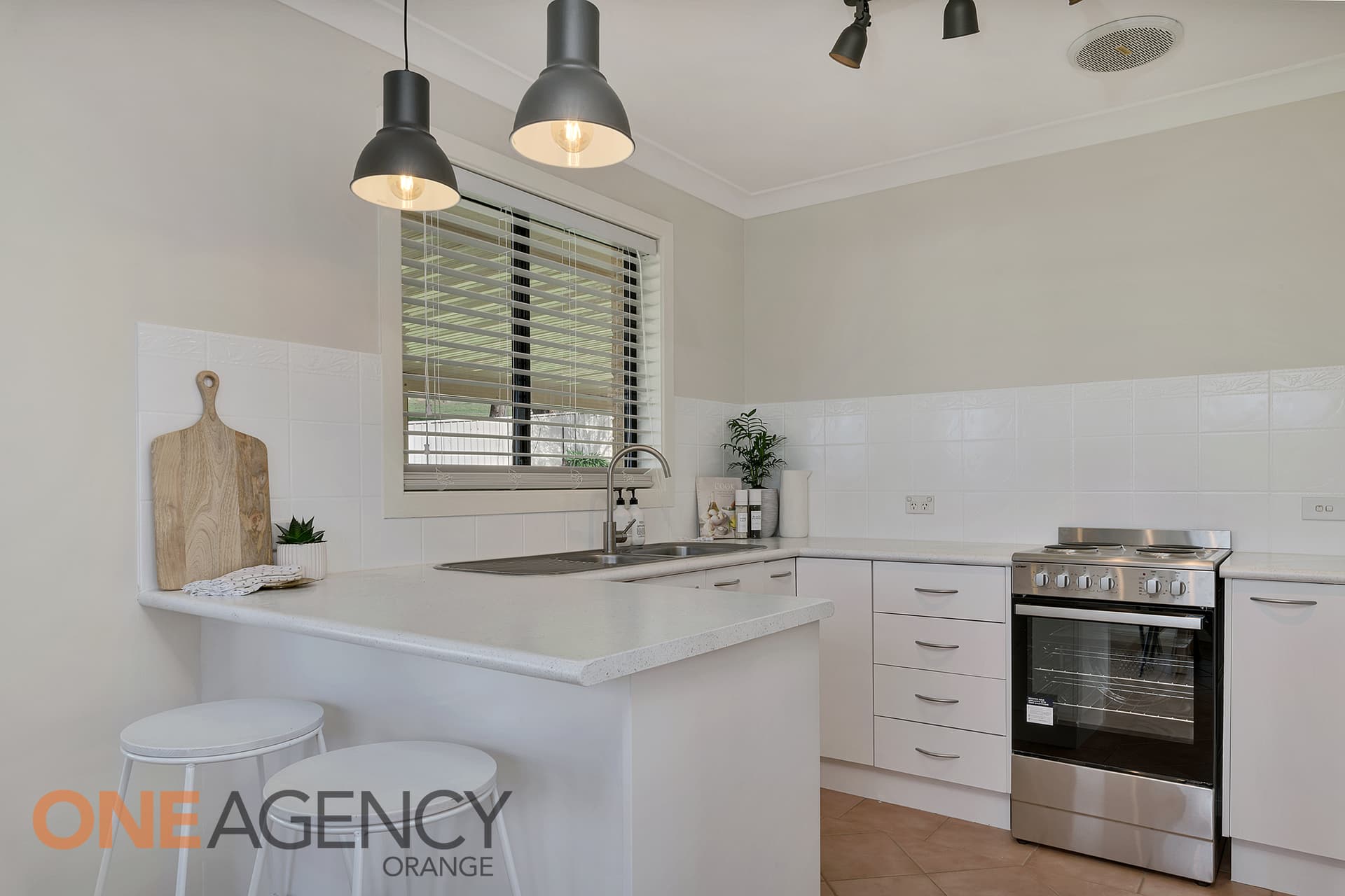 6 Emily Place, Orange, Orange - Thumbnail 3