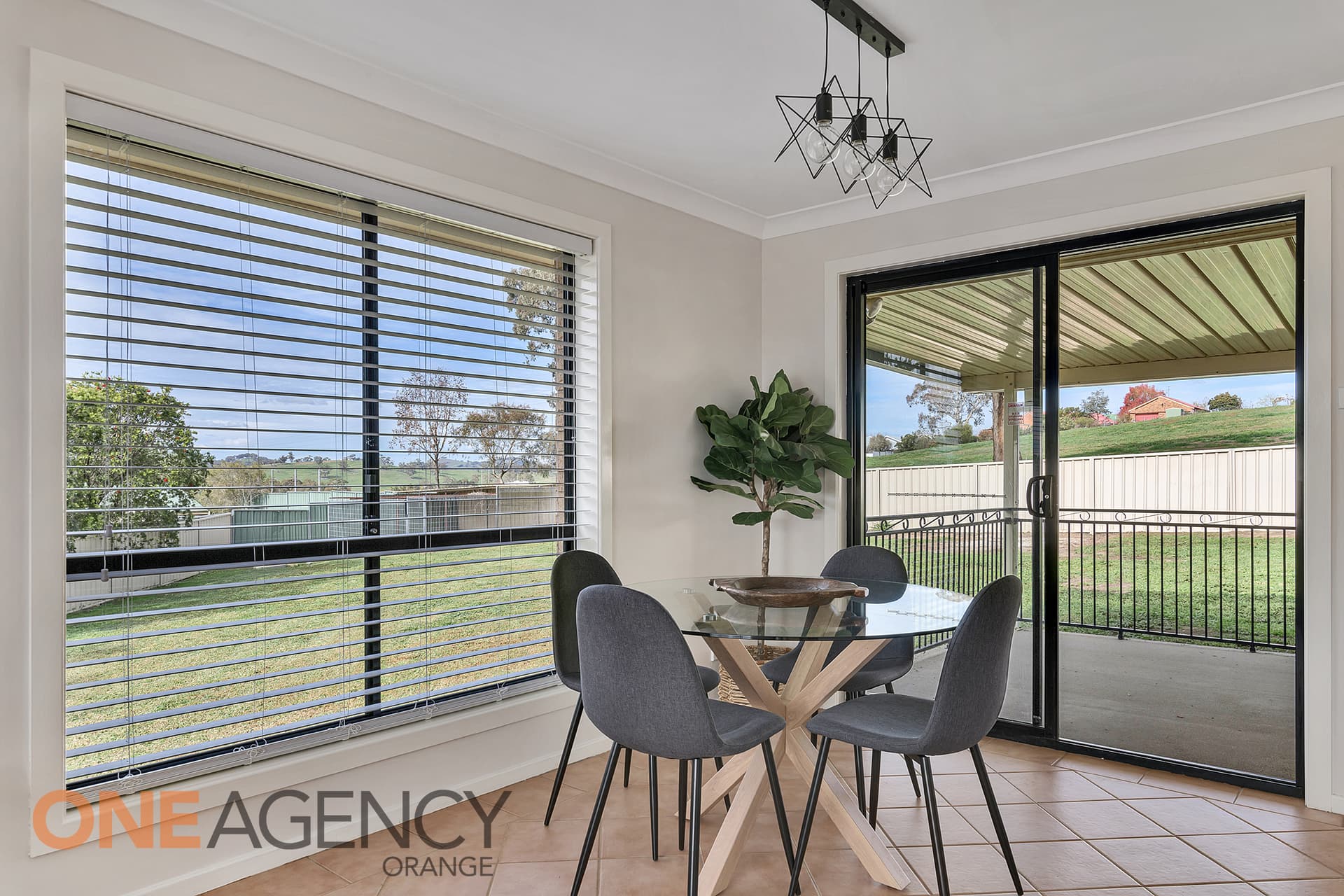 6 Emily Place, Orange, Orange - Thumbnail 4