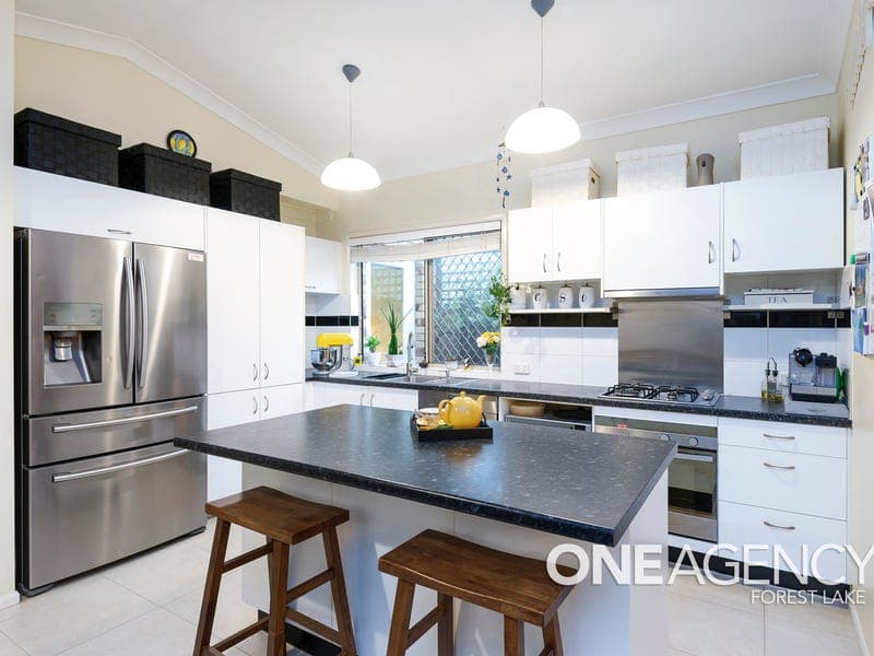 13 Honeysuckle Place, Forest Lake, Forest Lake - Thumbnail 4