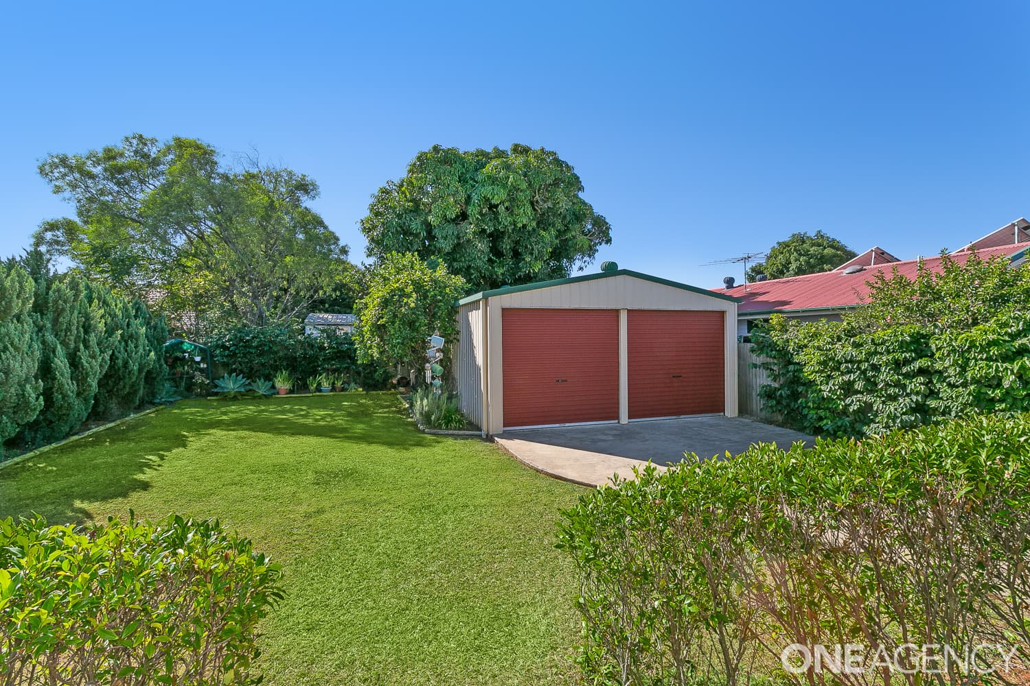 48 Collins Street, Woody Point, Woody Point - Thumbnail 3